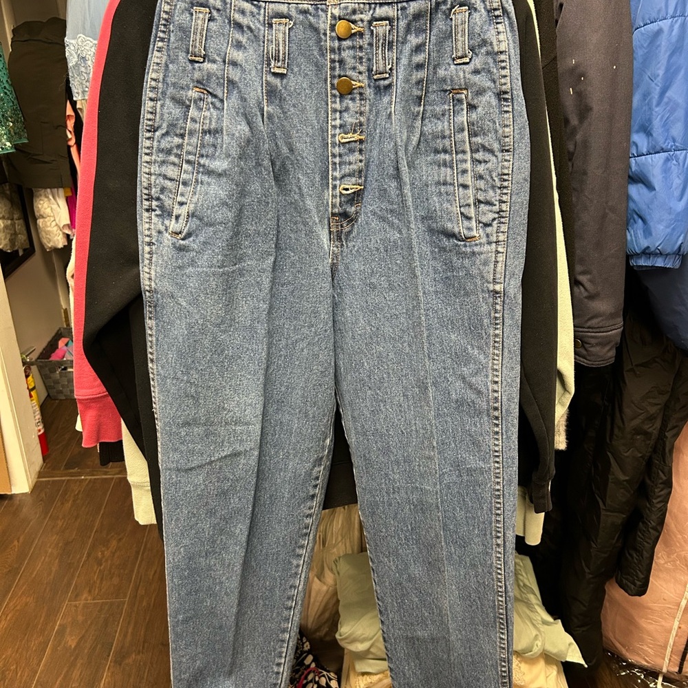 Vintage women high rise denim jeans